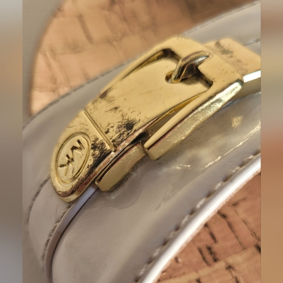 Michael Kors youth sandal - Picture 11 of 16